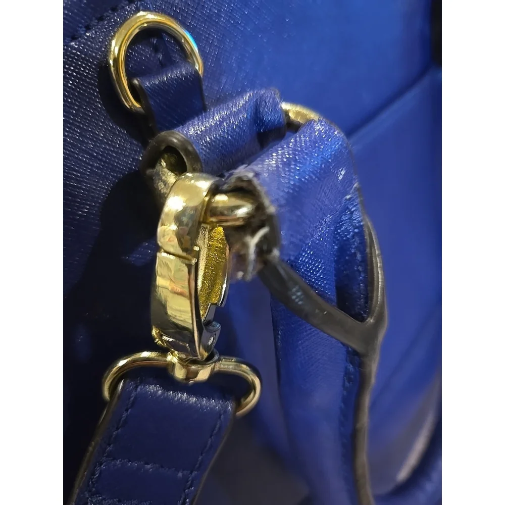 Anne Klein Beautiful Blue Leather Handbag Dome Shaped Excellent Condition (226)